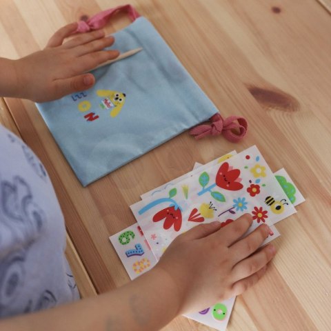 WOOPIE ART&FUN Zestaw Kreatywny Magiczna Torebka + Naklejki do Dekoracji ponad 109 szt. WOOPIE ART&FUN Zestaw Kreatywny Magiczna Torebka + Naklejki do Dekoracji ponad 109 szt.