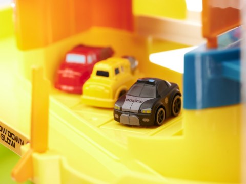 Parking garaż 4 poziomy elektryczna winda 6 aut Kik Sp. z o. o. Sp. k. Parking garaż 4 poziomy elektryczna winda 6 aut Kik Sp. z o. o. Sp. k.
